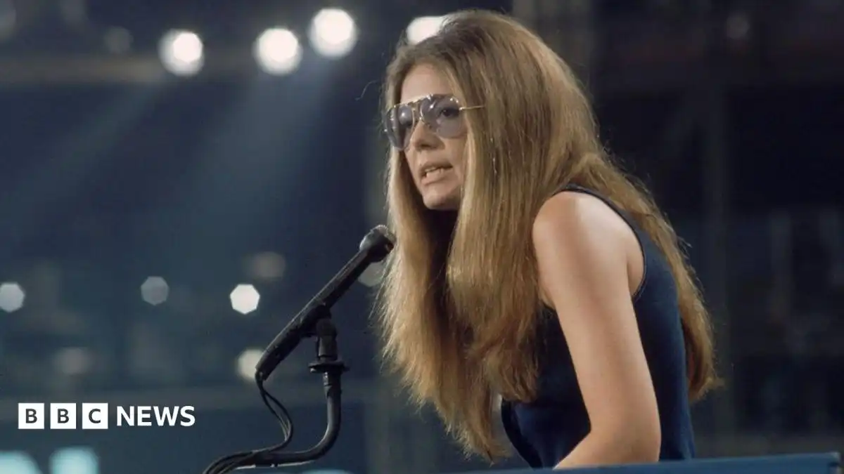 Gloria Steinem: Feminist activist and journalist dies at 92