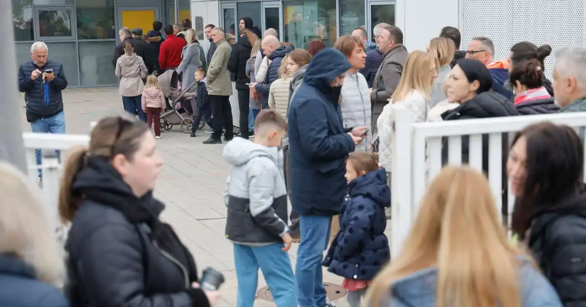 Góð kjörsókn í þingkosningum í Serbíu