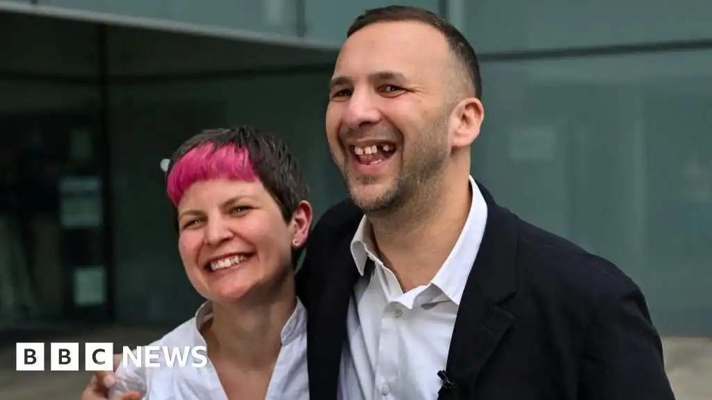 Green Party election gains shows two-party politics 'dead', says Polanski