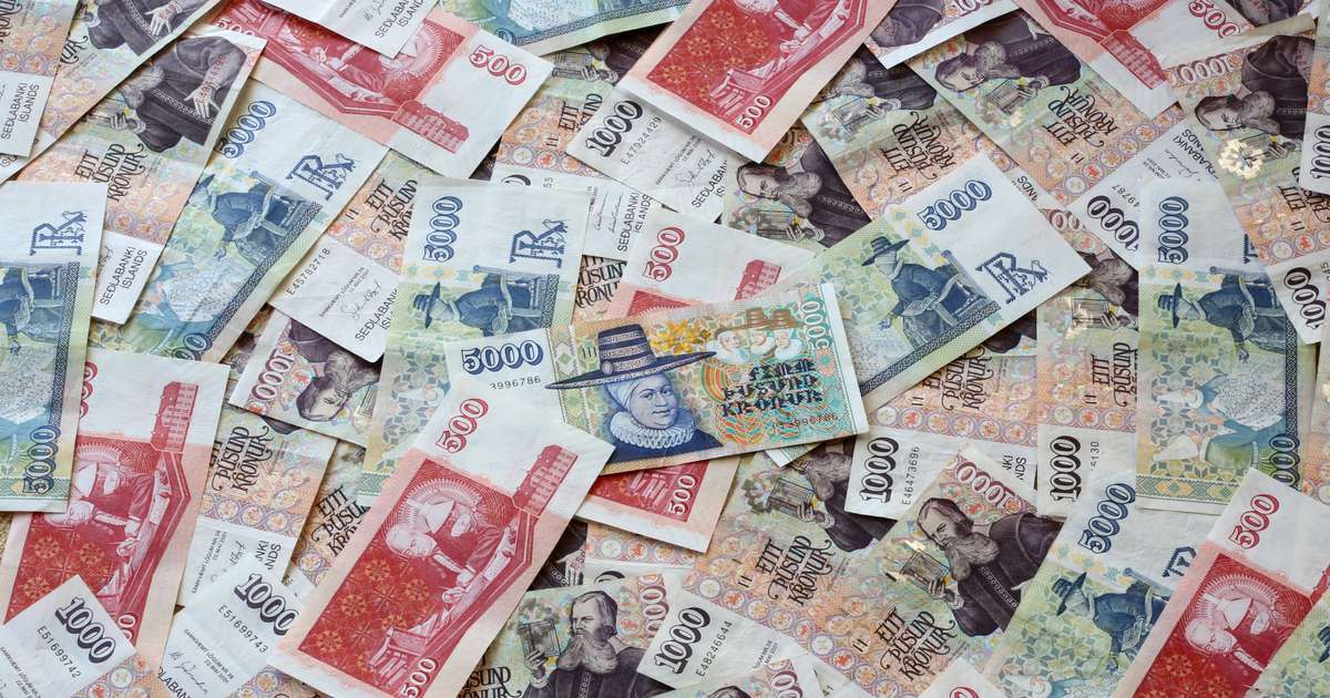 Greiddi með 11 þúsund króna seðli