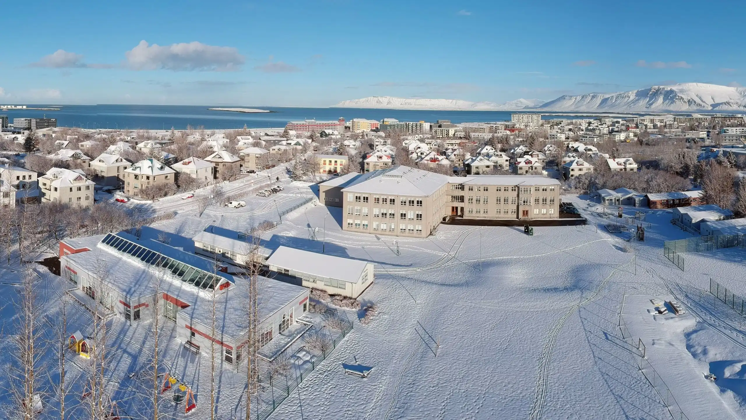 Greiningum barna fjölgaði um 58% í Reykjavík – umönnunargreiðslur tvöfölduðust hjá TR