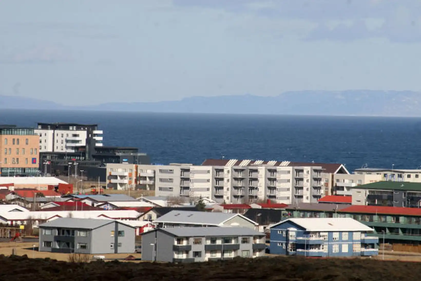 Grunnskólakennari sakaður um að maka saur - MBL.IS