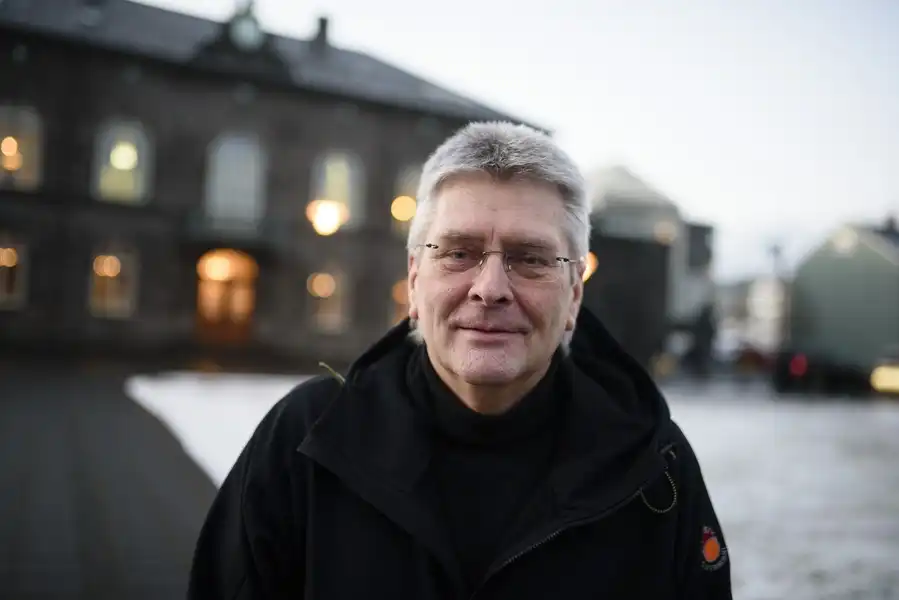 Guðmundur Ingi boðar sprengju - „Þar fóru ákveðnir atburðir í gang sem varða fjölskyldu mína“