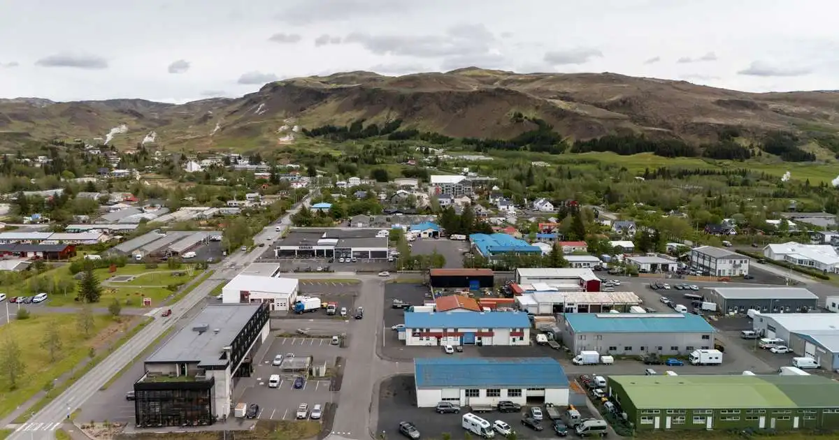 Hætt við töfum austan Hveragerðis
