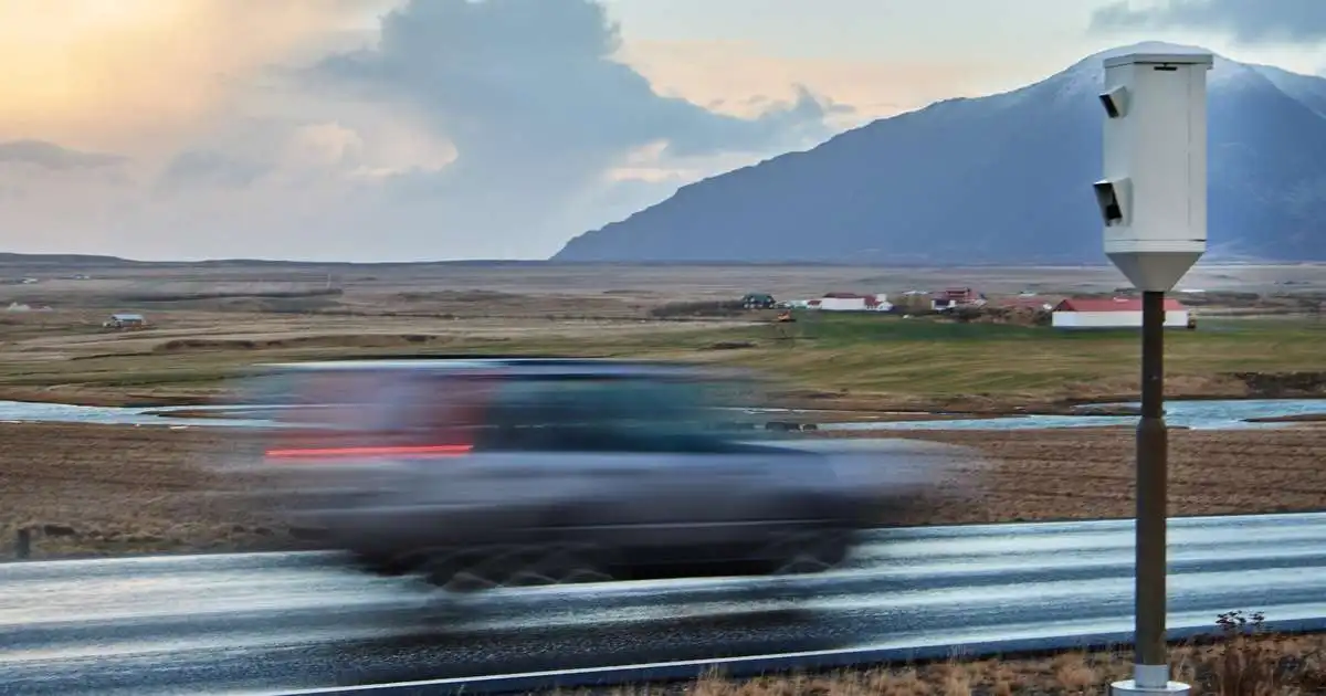 Hættan af hraðakstri í brennidepli á minningardegi um fórnarlömb umferðarslysa