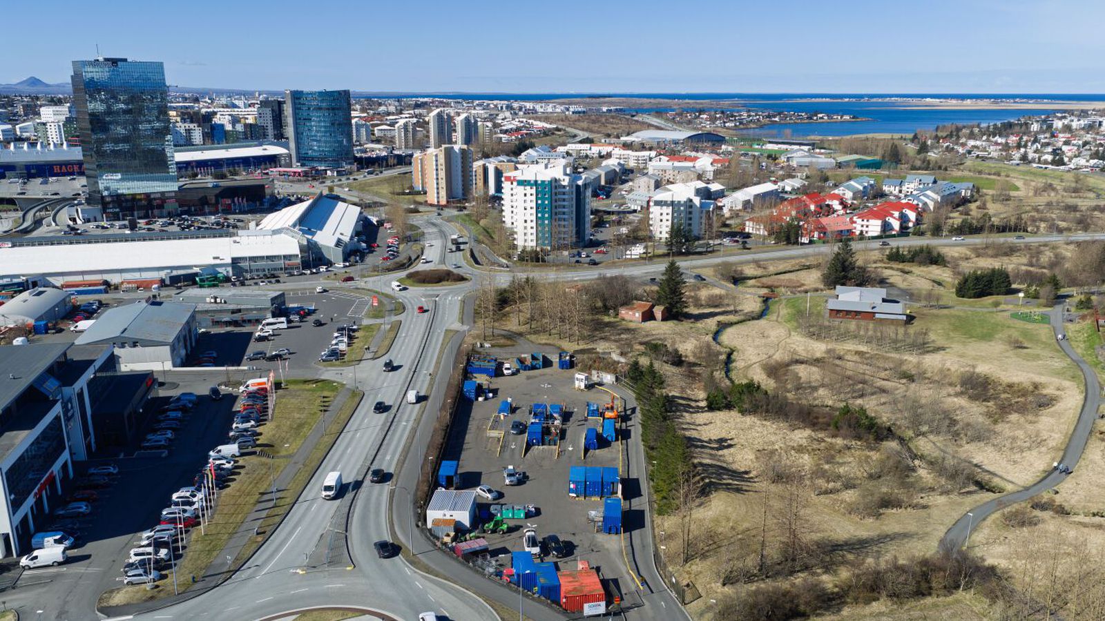 Hafi aldrei átt að taka á móti svona miklu rusli - Vísir