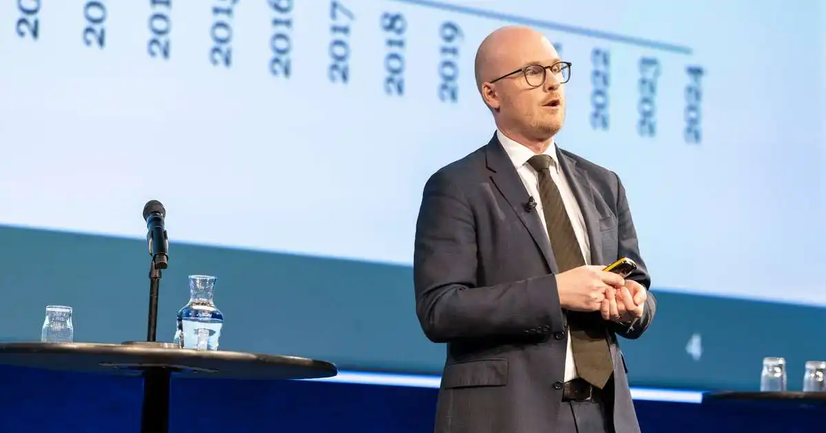 Hagfræðingur gagnrýnir aðferðafræði skýrslu um gjaldmiðlamál