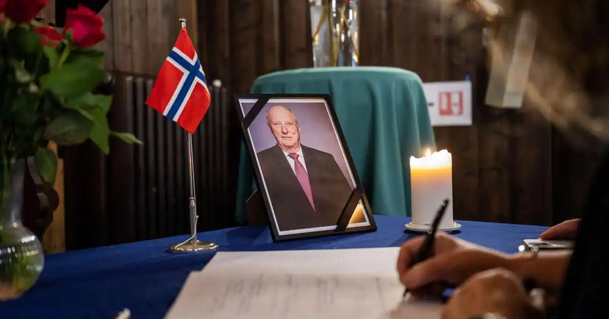 Haraldur Noregskonungur jarðsunginn 9. september