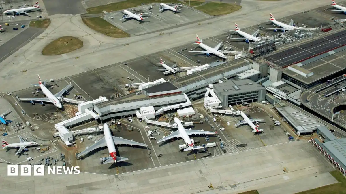 Heathrow and Gatwick among airports hit by air traffic control problems
