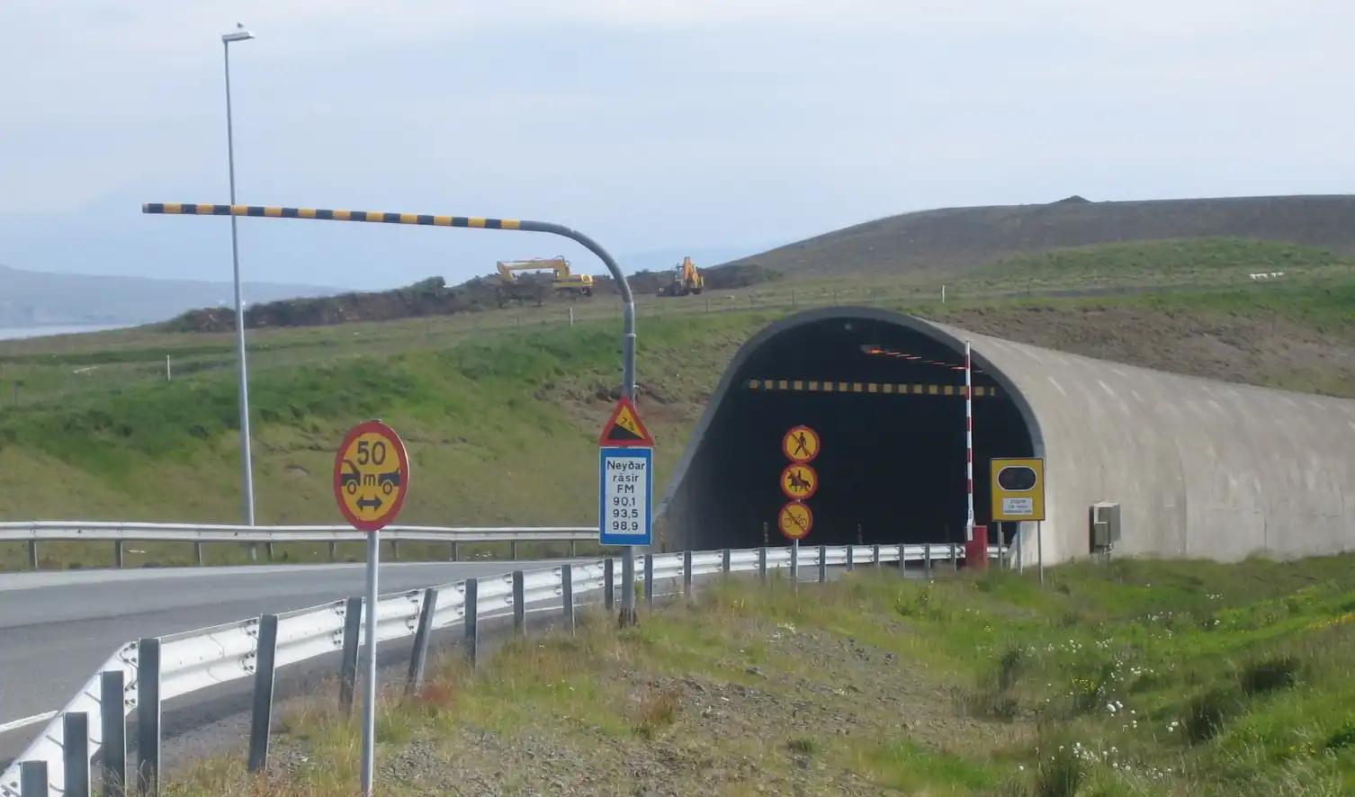 Heilbrigðisstarfsfólk gagnrýnir undanþágur – „Er álið orðið mikilvægara en heilsa fólks?“