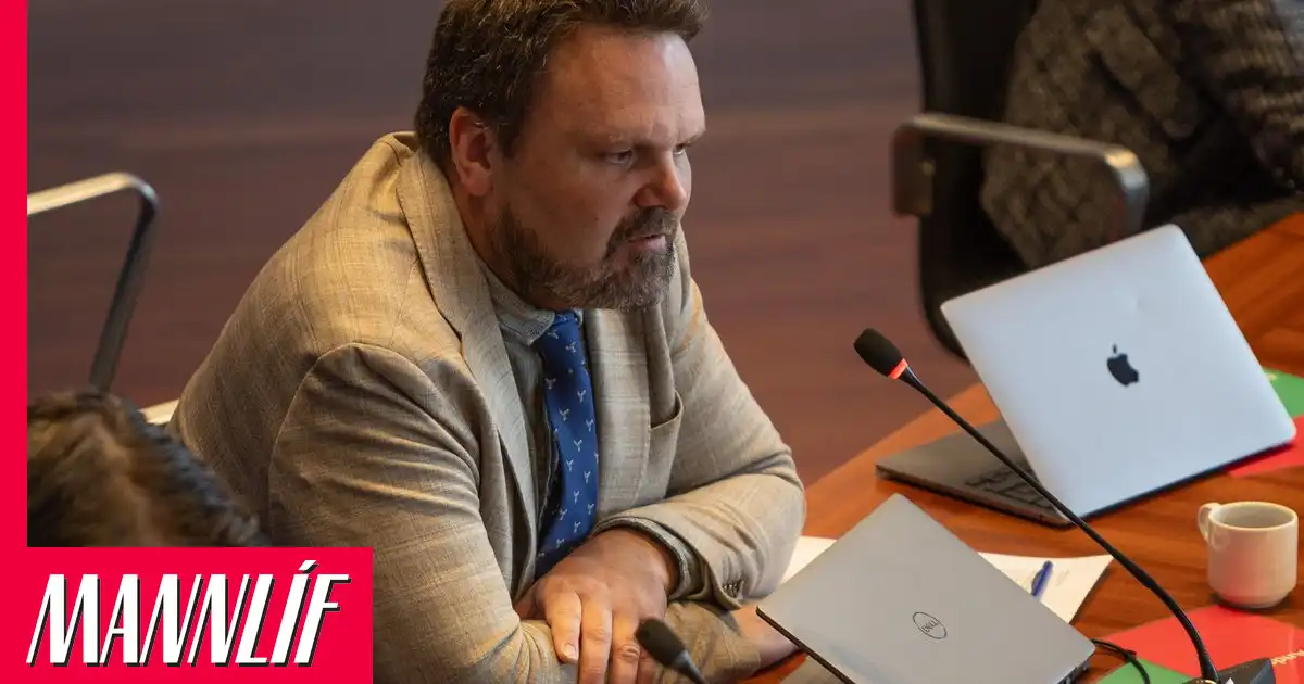Helgi Áss einn ósammála leið borgarinnar í vændismálum