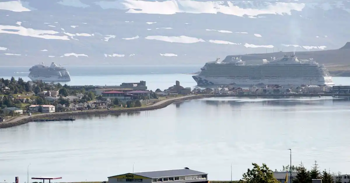 Hnútukast á bryggjunni á Ísafirði