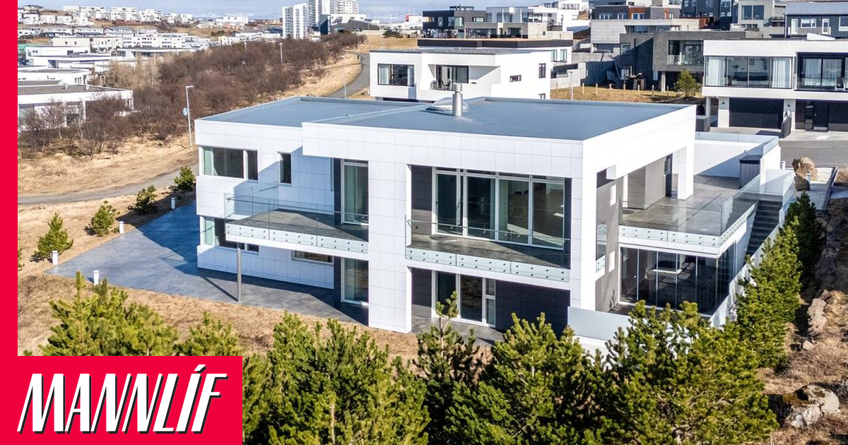 Höllin lækkuð um 45 milljónir