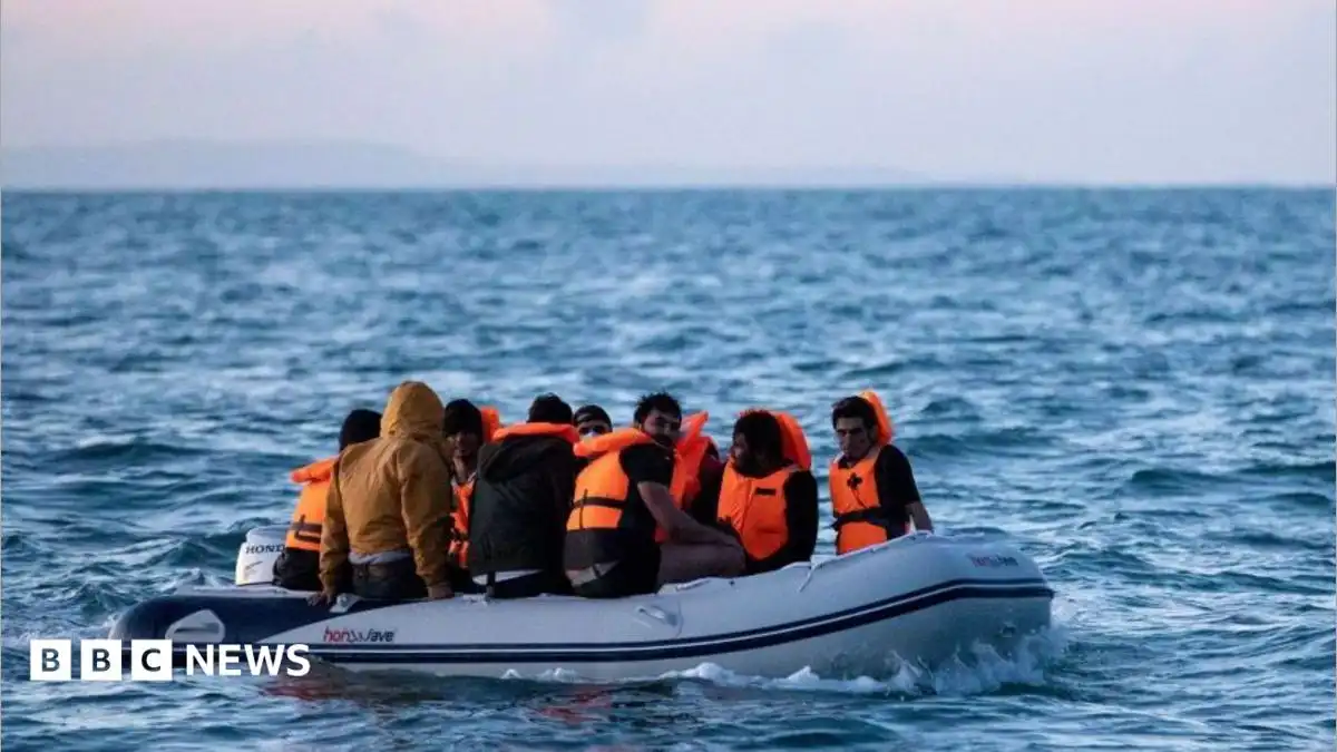 Home Secretary hits out at 'unacceptable' migrant landings in Kent
