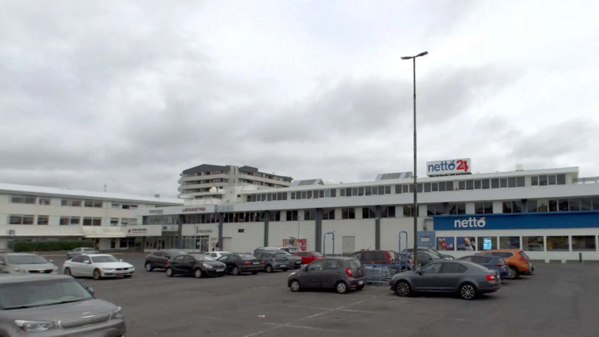 Hópur unglinga réðst á karlmann á sextugsaldri í Mjóddinni