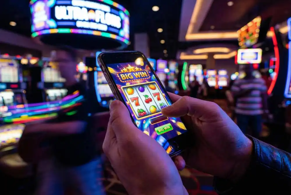 How casino culture shifted from nightlife to mobile play