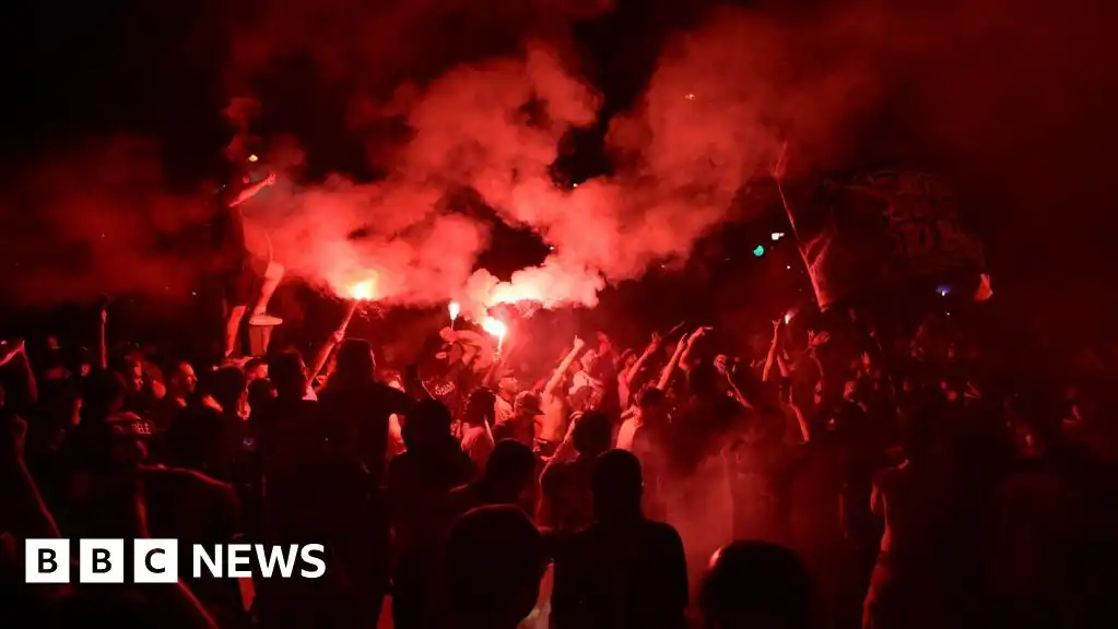 Hundreds arrested in Paris after Champions League final