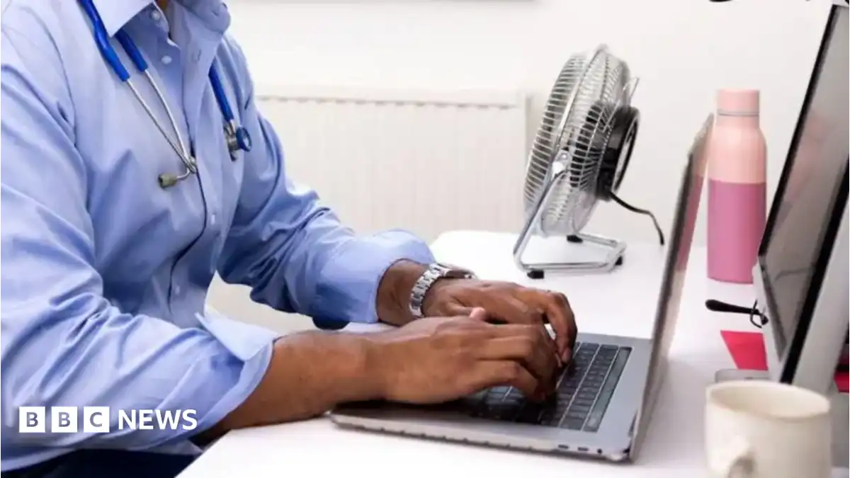 Hundreds of GP surgeries lose online services after Silicon Practice collapse