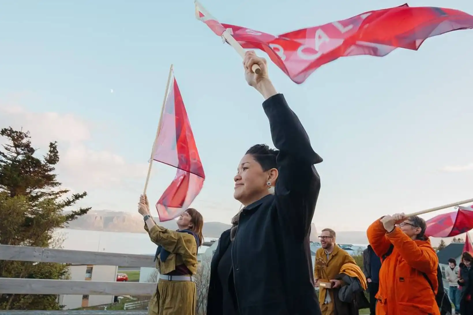 Hver á réttinn á því að segja söguna? - MBL.IS