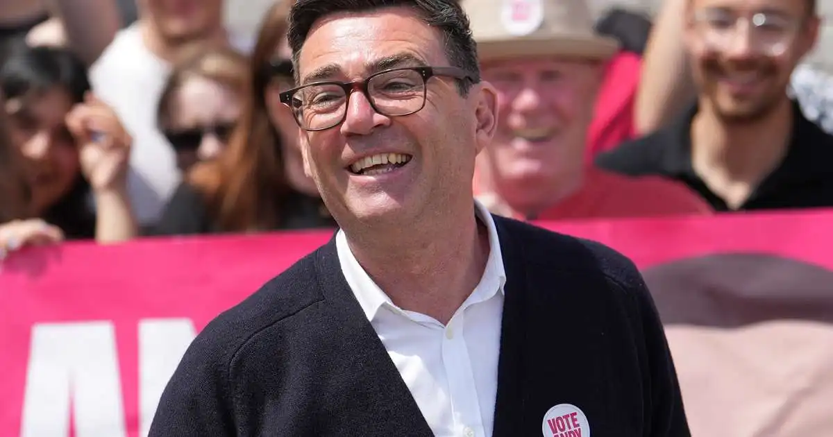 Hver er Andy Burnham?
