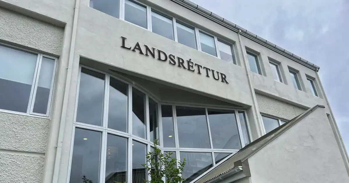 Í gæsluvarðhald eftir fjölda brota gegn eiginkonunni