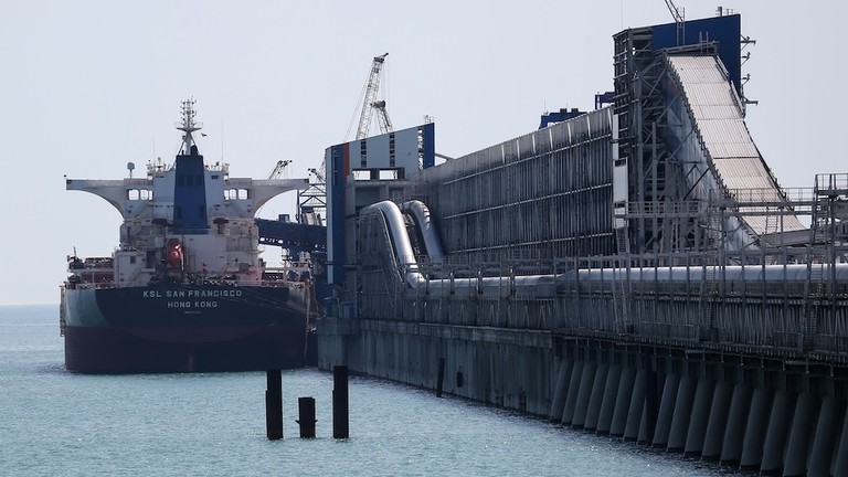 Indland leitar að olíuskipi til að lesta rússneskt jarðgas