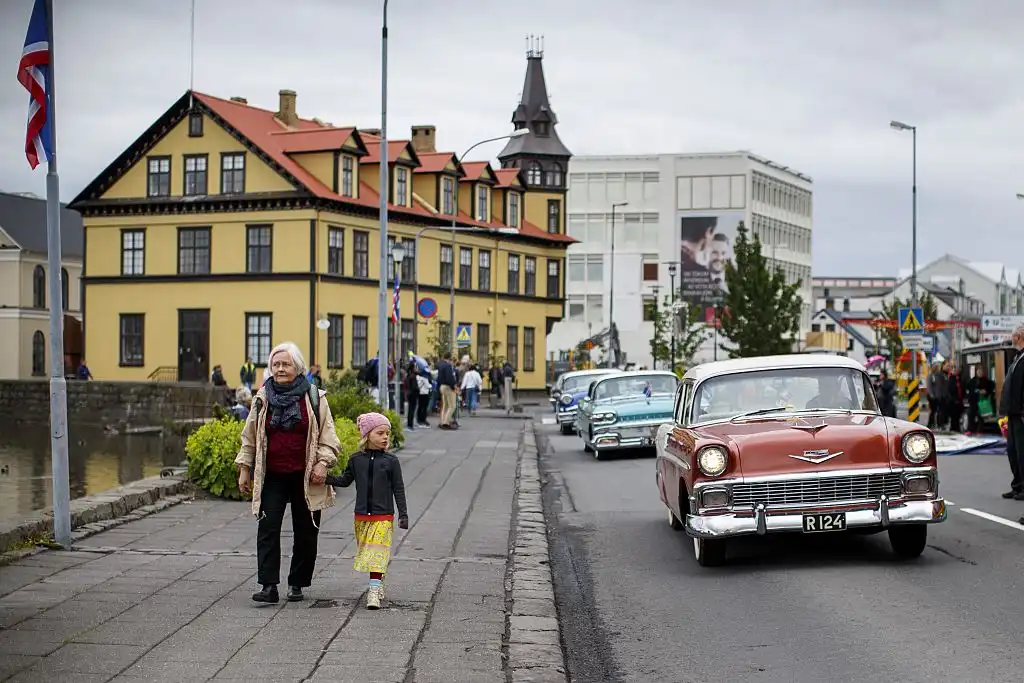 Innflytjendur 19,6% íbúa landsins – Voru 7,4% fyrir 14 árum - DV