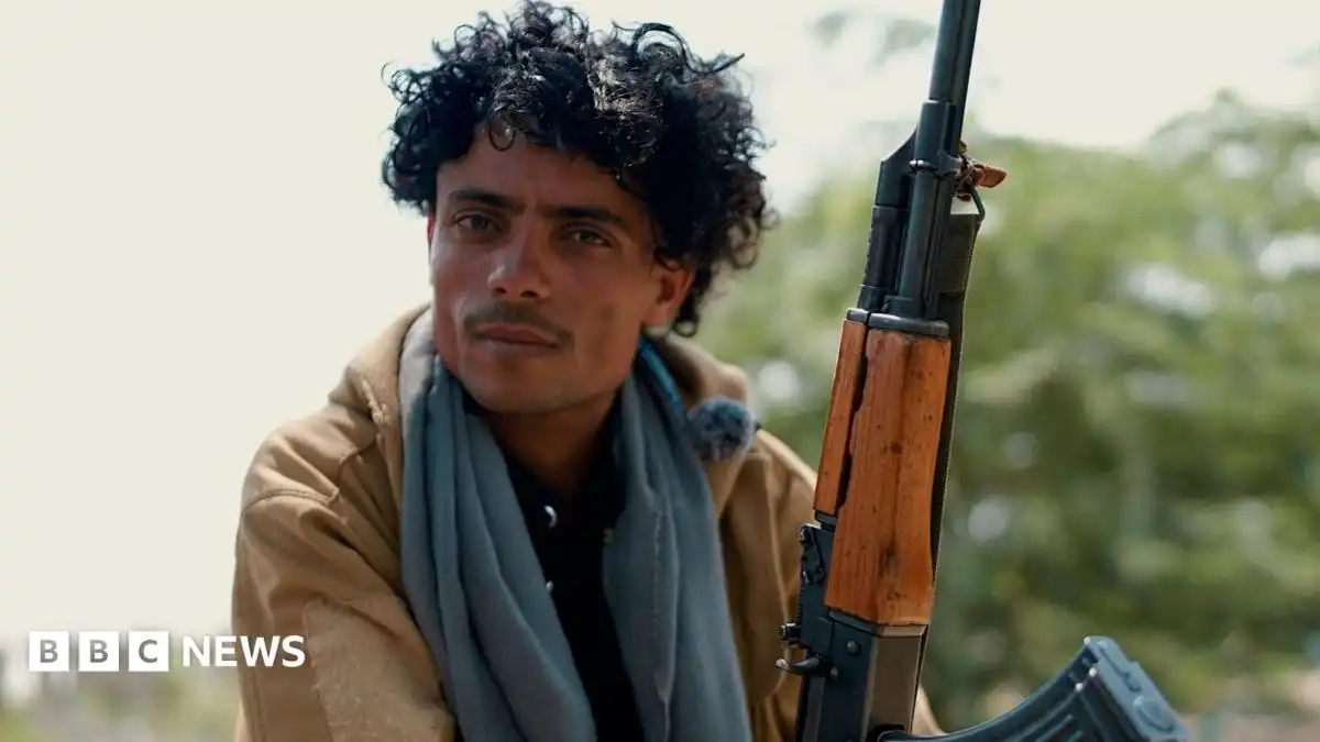 Inside Yemen's front-line city as Houthis battle for control