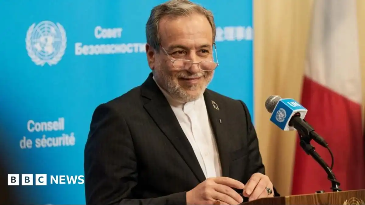 Iran offers US deal to reopen Strait of Hormuz in seven days