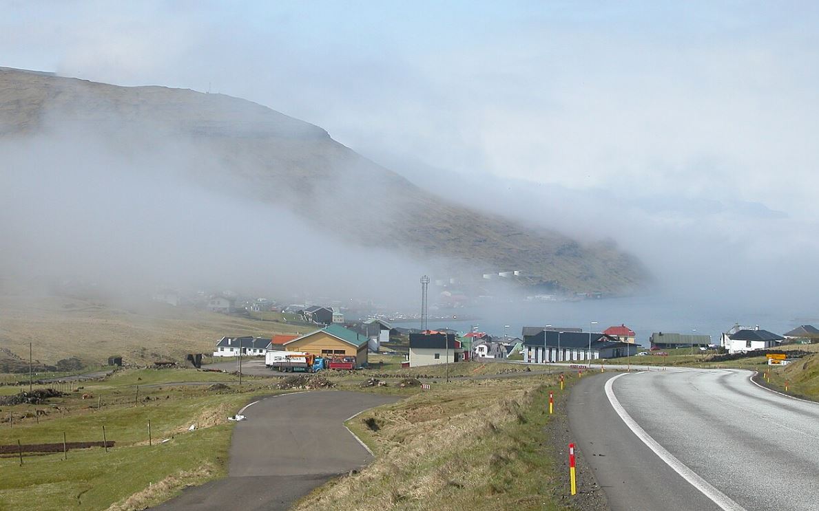 Íslendingar urðu vitni að bruna einbýlishúss í Færeyjum – „Það var nánast kviknað í húsinu við hliðina líka“