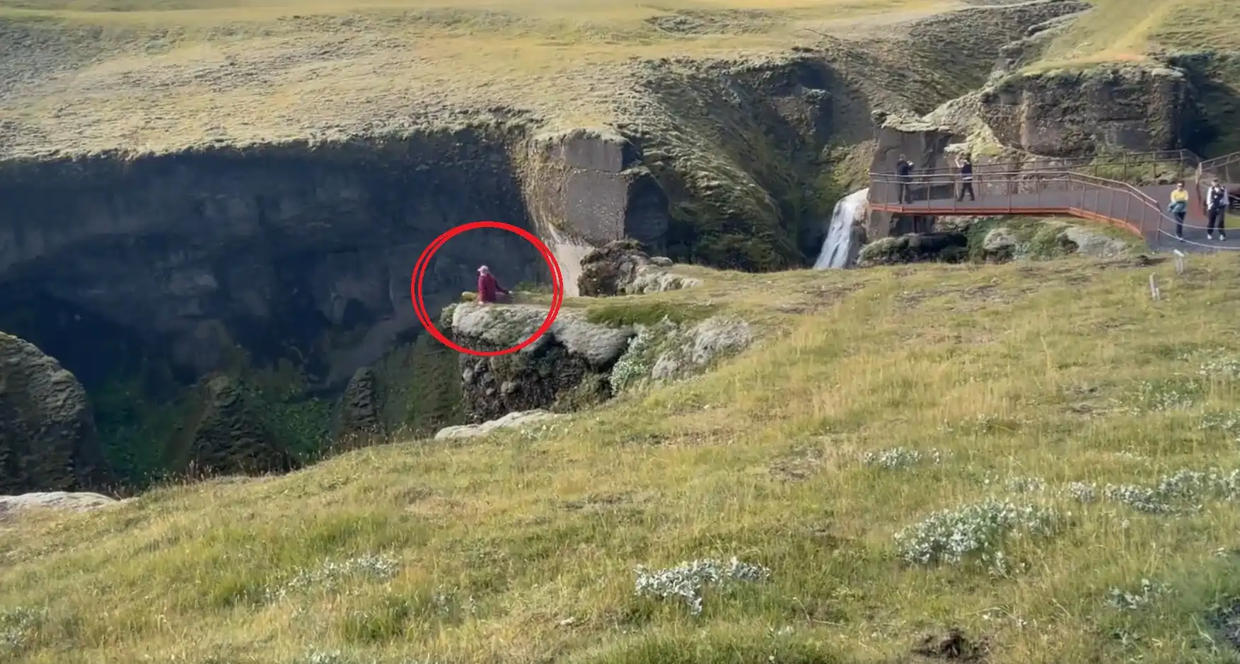 Íslendingur segir þetta virka á óhlýðna ferðamenn - „Þá koma þeir til baka í hvert einasta skipti“