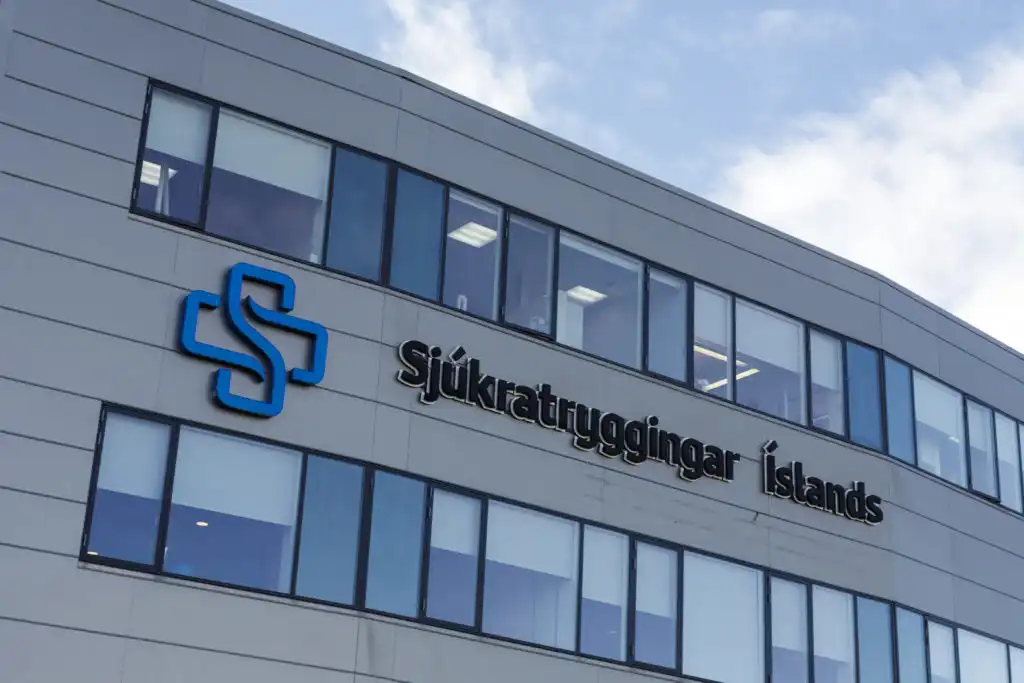 Íslenskum bræðrum með ónæmisgalla neitað um ókeypis meðferð sem gæti bjargað lífi þeirra