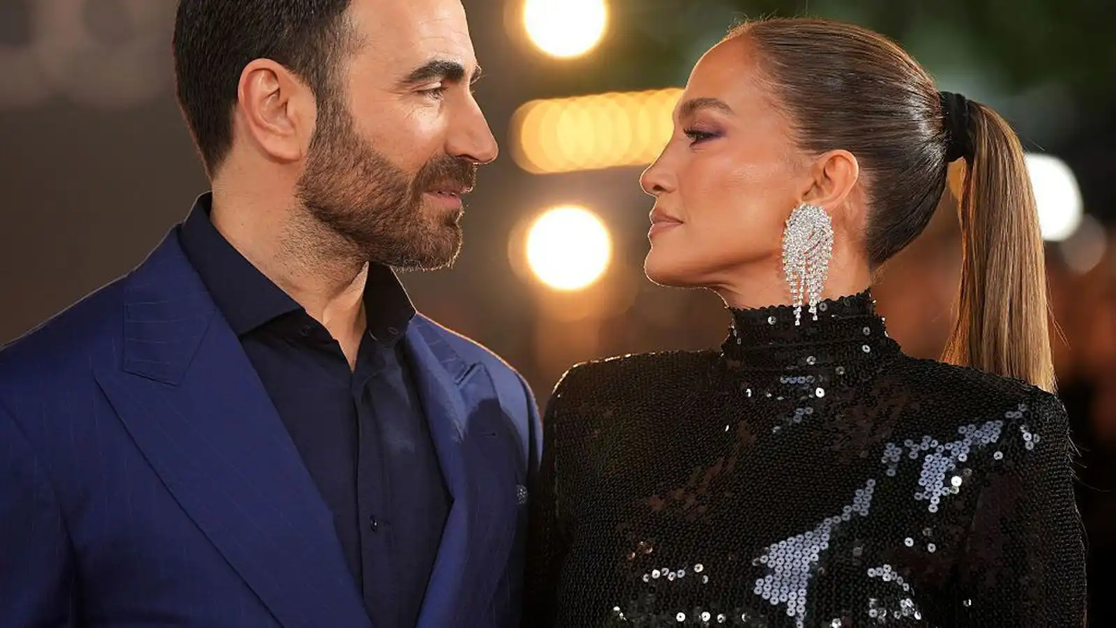 Jennifer Lopez að hitta Ted Lasso stjörnu - Vísir