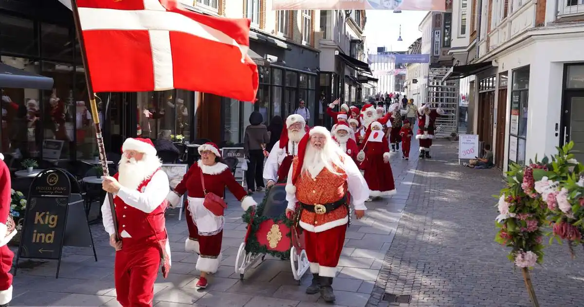 Jólasveinar í sumarhita í Danmörku