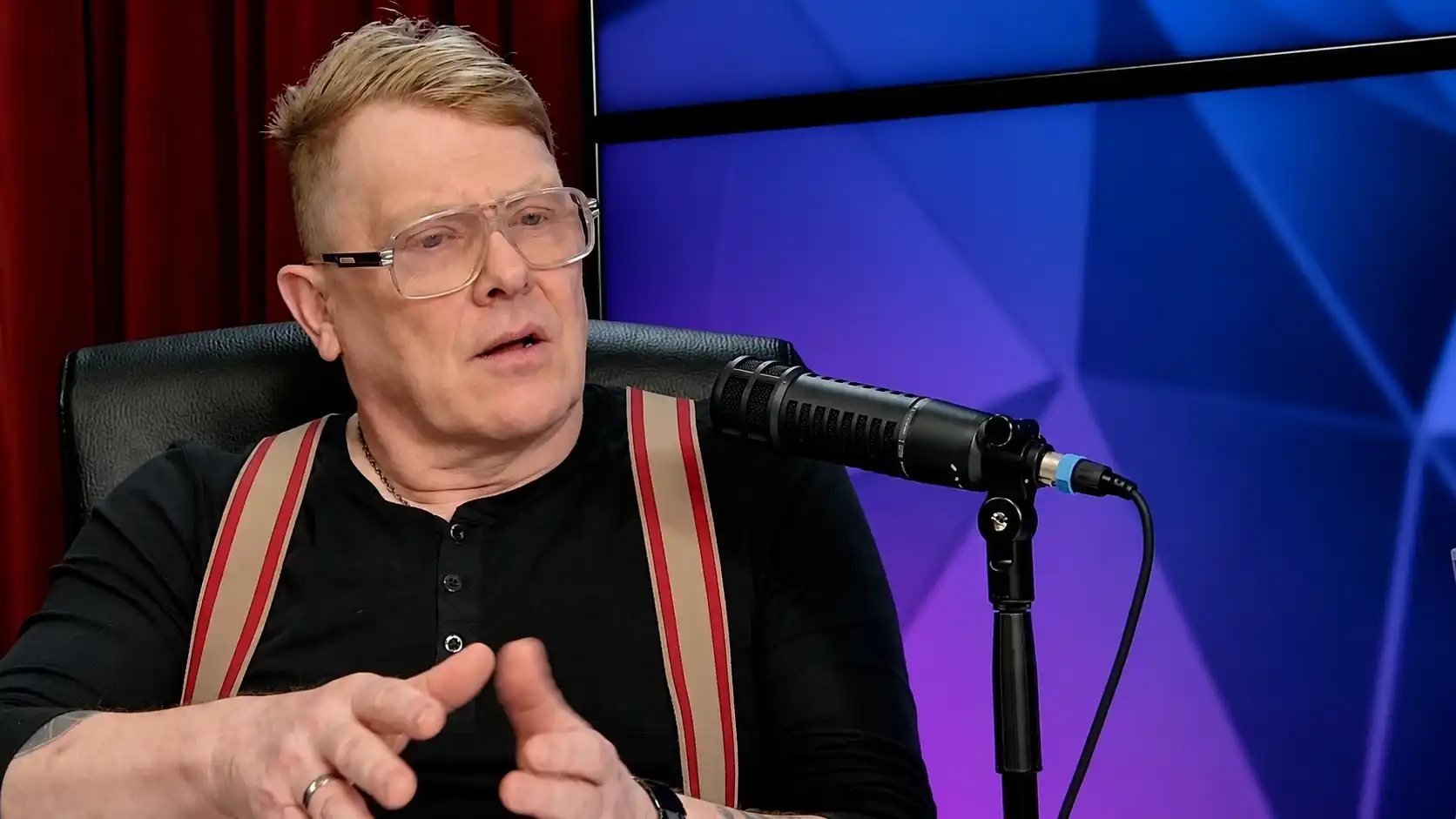 Jón Gnarr segir Viðreisn í krísu – útilokar ekki að hætta stuðningi við ríkisstjórnina