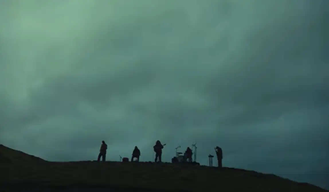 KALEO nýtti almyrkvann í stórbrotið tónlistarmyndband - Sjáðu afraksturinn