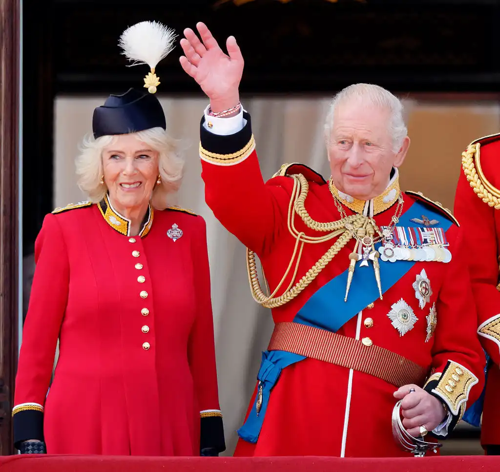 Karl og Kamilla ætla ekki að flytja í Buckinghamhöll