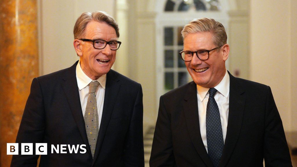 Keir Starmer: Officials deliberately withheld Mandelson vetting result from me