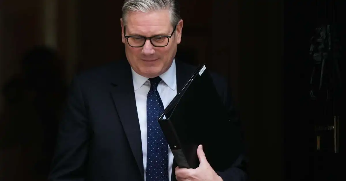 Keir Starmer segir af sér