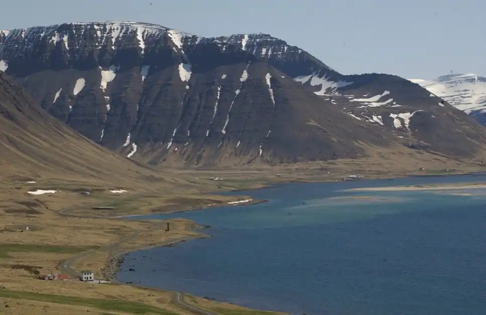 Klofningur meðal Önfirðinga vegna umdeildra áforma - „Áhugasamur um allar tillögur til að búa til nýjan rekstur“ - „Fórna einstakri náttúruperlu“ - DV