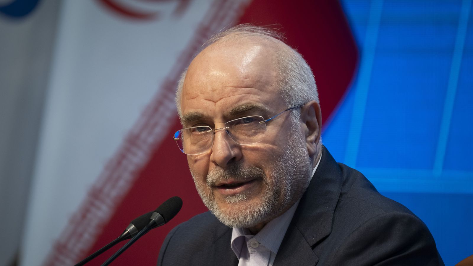 Klukkan tifar og enn langt í land - Vísir