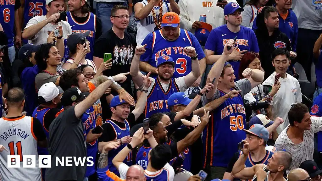 Knicks fans won't be locked out of game after last-minute panic, Ticketmaster says