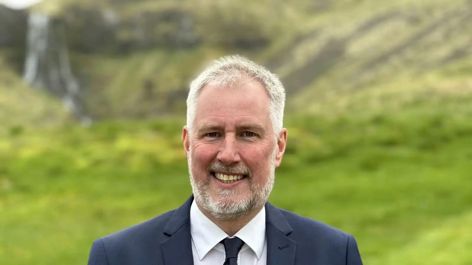 Kristinn verður á­fram bæjar­stjóri - Vísir