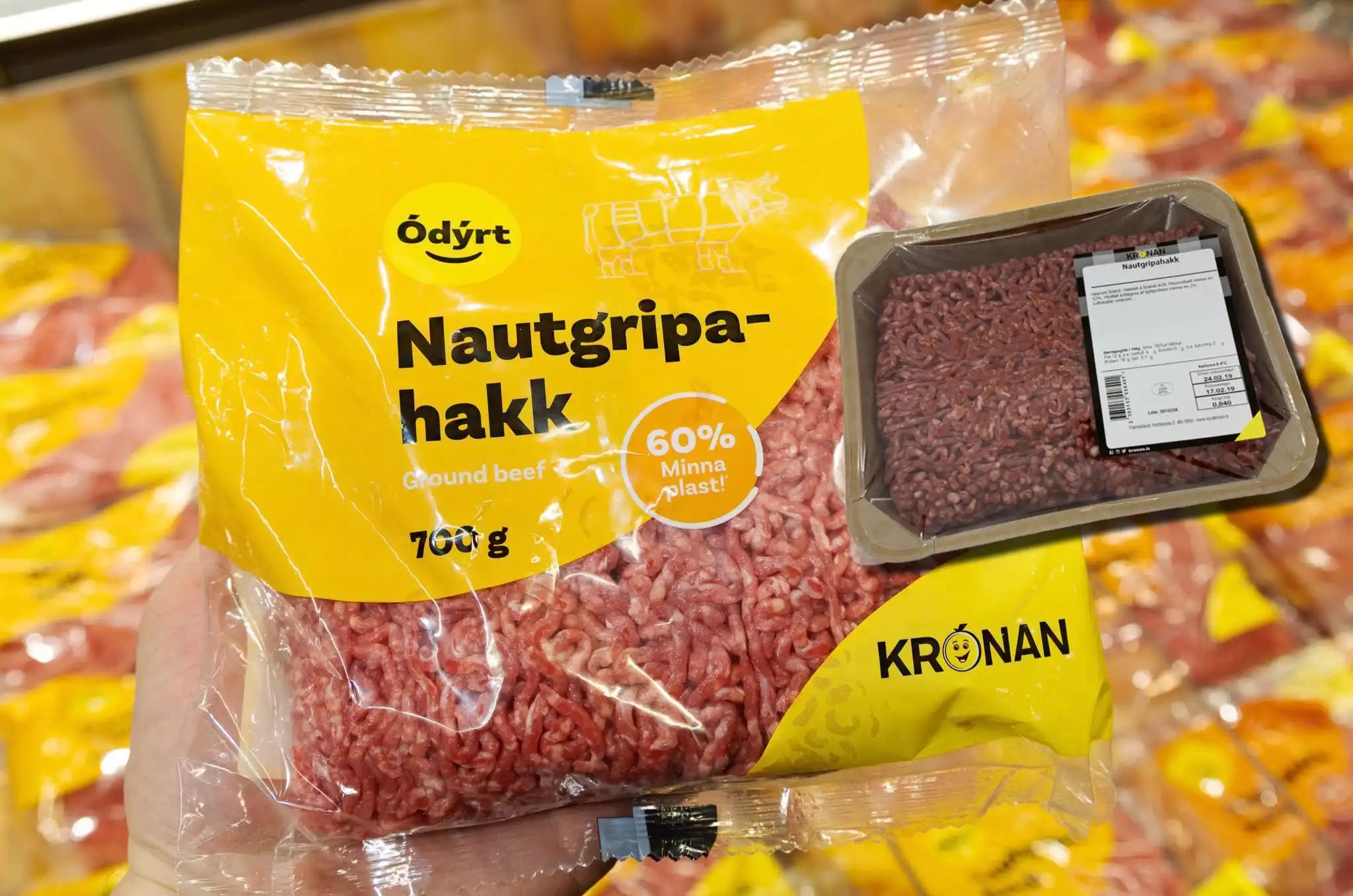 Krónan skiptir aftur yfir í gömlu hakkumbúðirnar