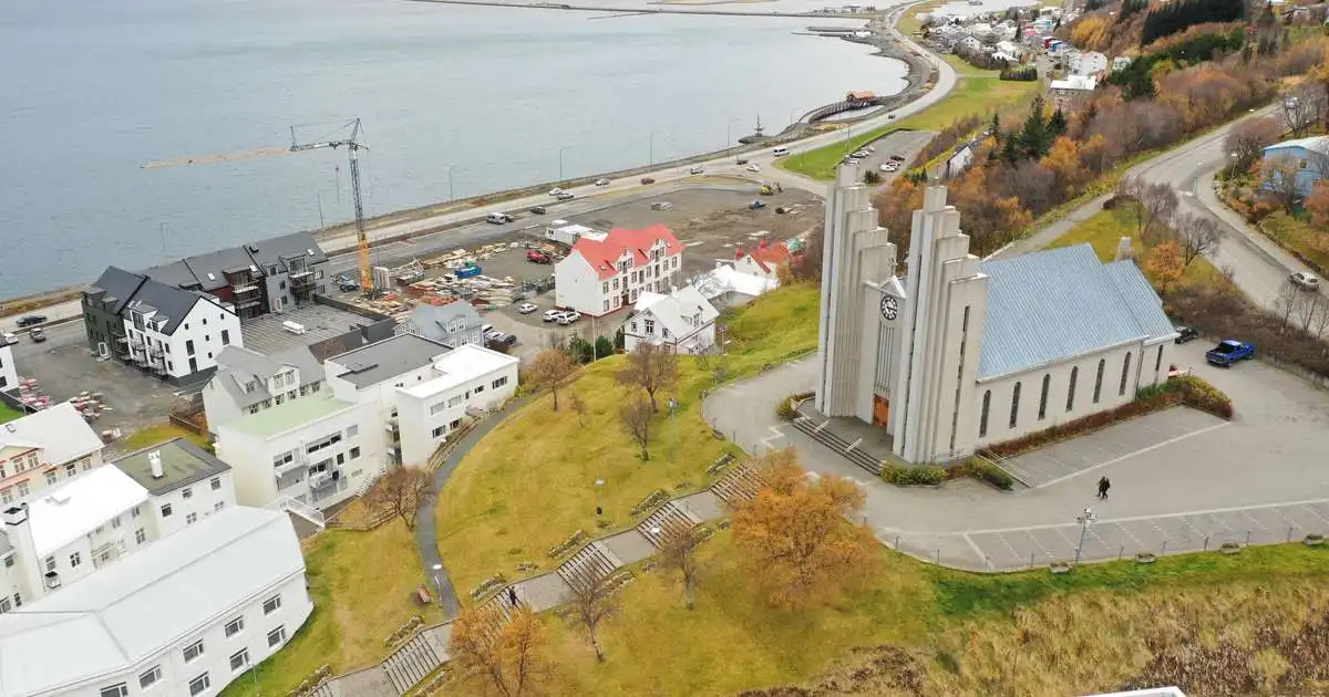 Kveðjurnar svolítið eins og skrattinn úr sauðarleggnum