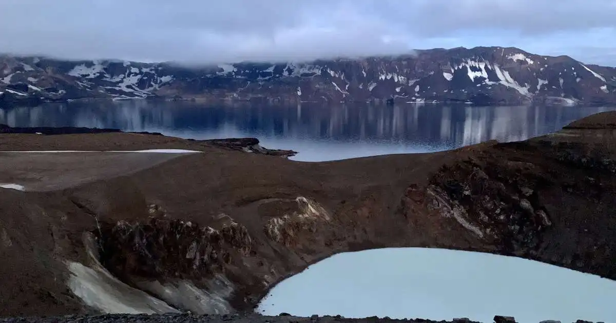 Landrisi í Öskju lokið