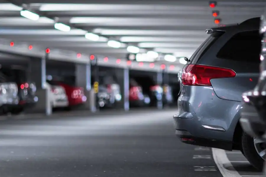Lanzarote Cabildo calls for 75% airport parking discount for residents