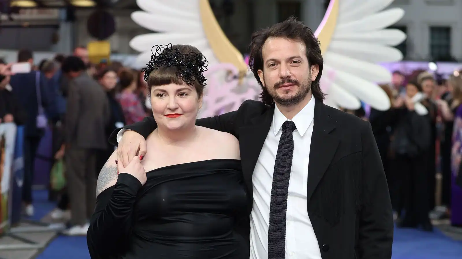 Lena Dunham orðin mamma með hjálp staðgöngumóður - Vísir
