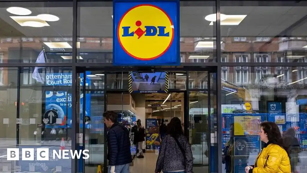 Lidl's loyalty card becomes less generous, shoppers say