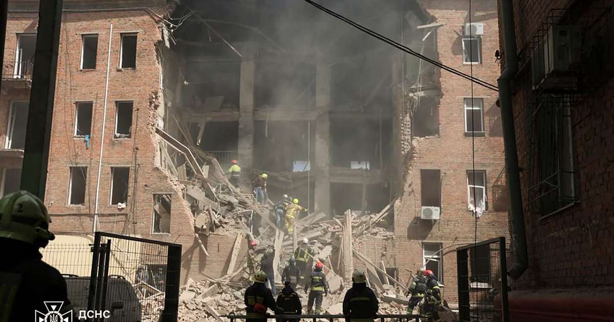 Linnulausar árásir á Dnipro